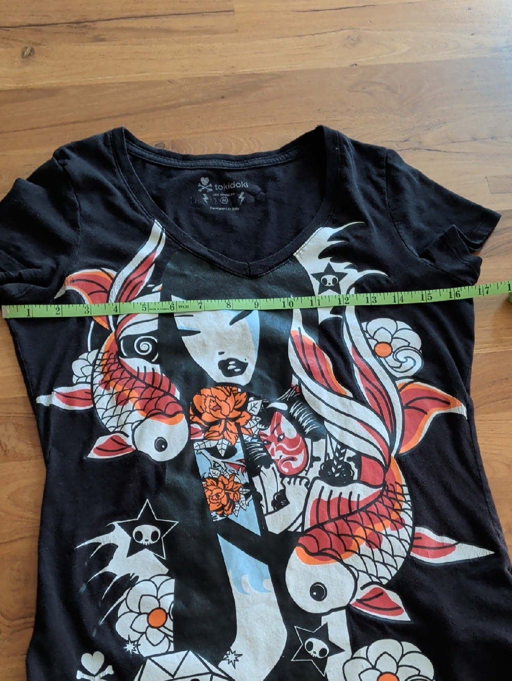 Tokidoki V-neck Tee - M - Picture 5 of 11